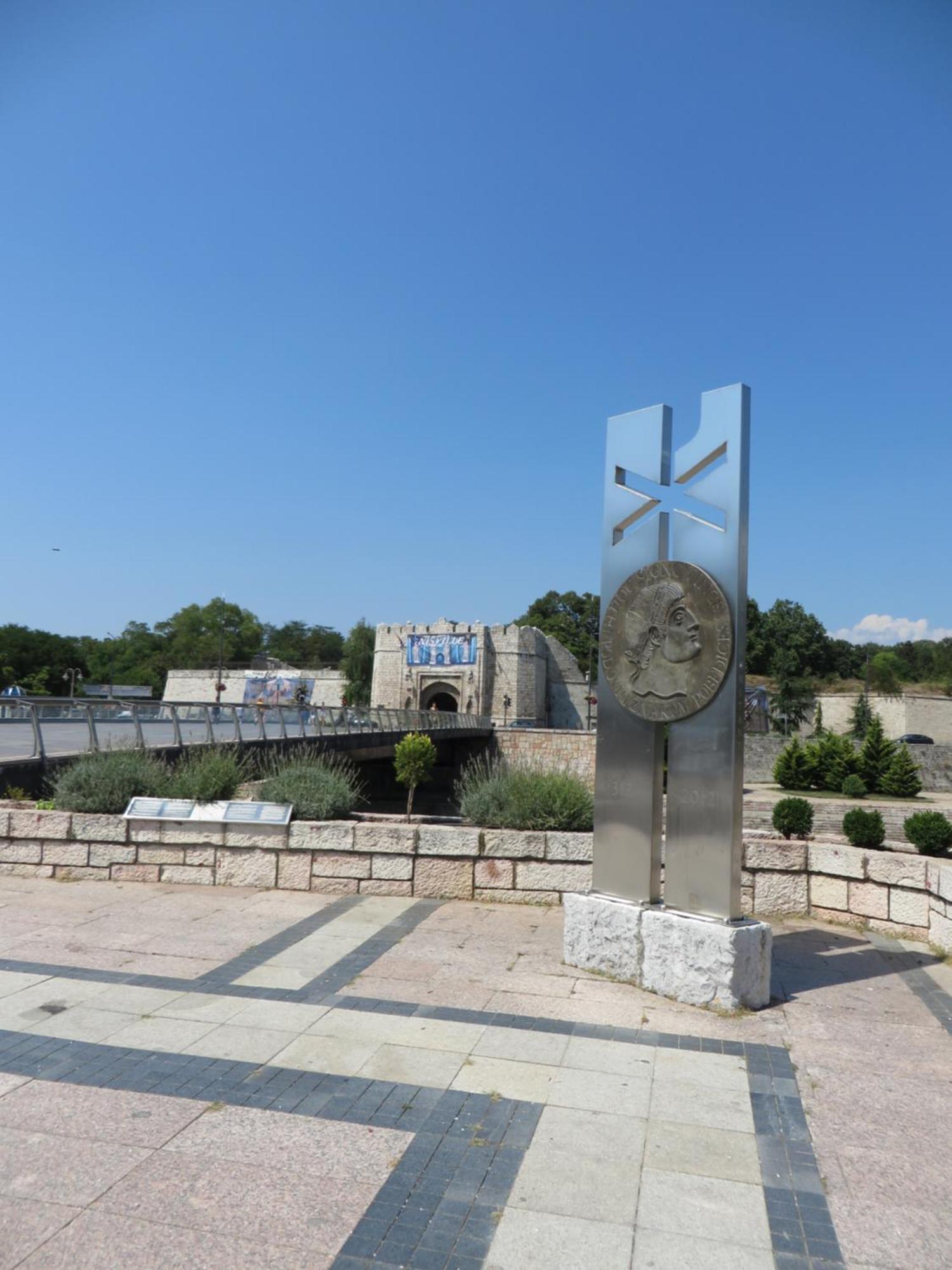 Lux Apartment 10 Center, Free Parking Ni Εξωτερικό φωτογραφία