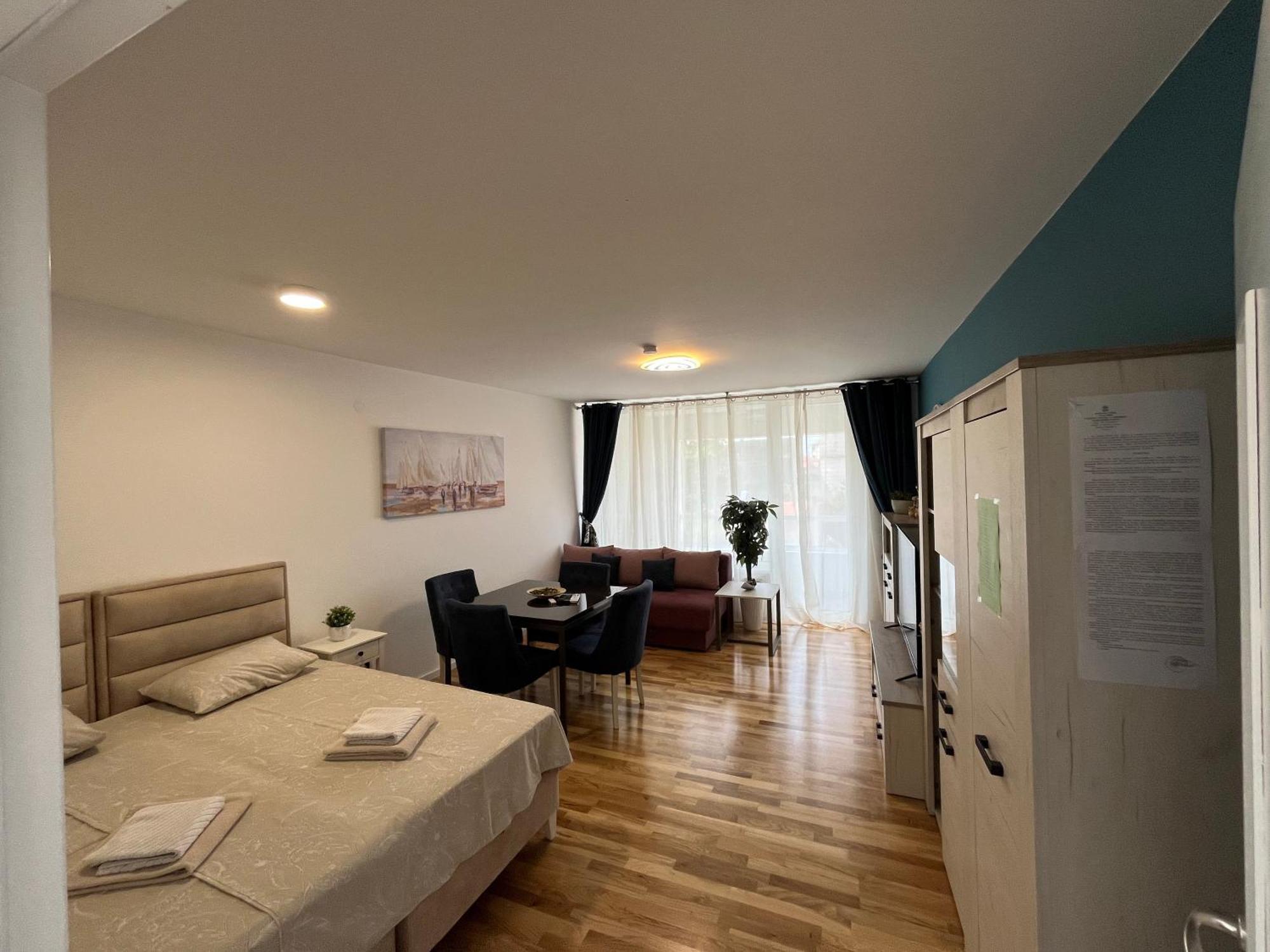 Lux Apartment 10 Center, Free Parking Ni Εξωτερικό φωτογραφία